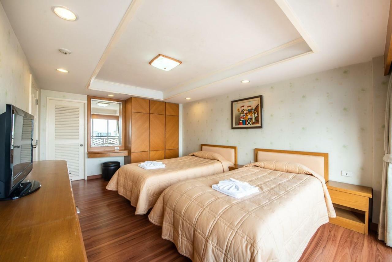 Roseate Ratchada Aparthotel Bangkok Kültér fotó