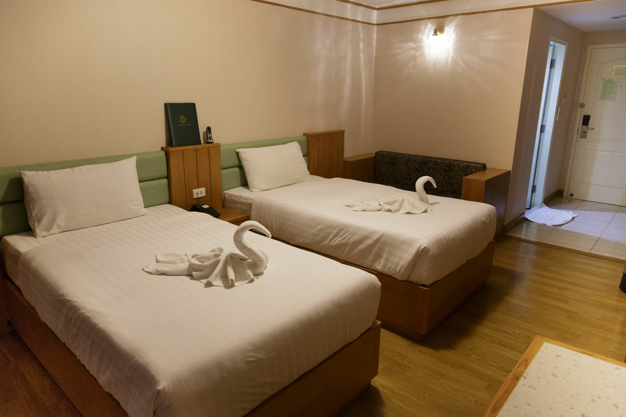 Roseate Ratchada Aparthotel Bangkok Kültér fotó